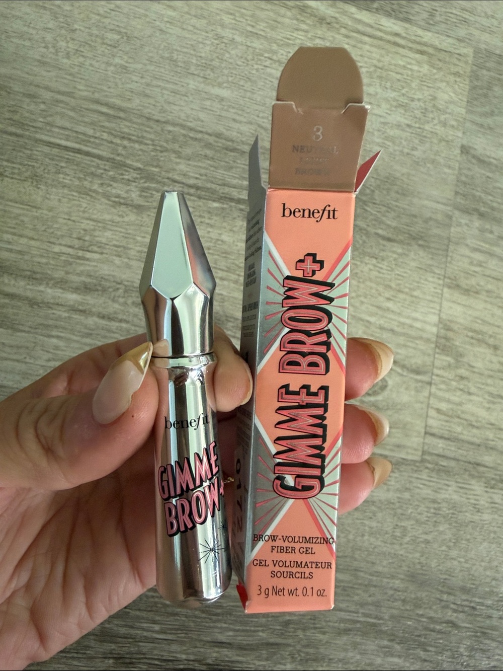 Benefit Gimme Brow+ Brow-Volumizing Fiber Gel light brown - Picture 1 of 5